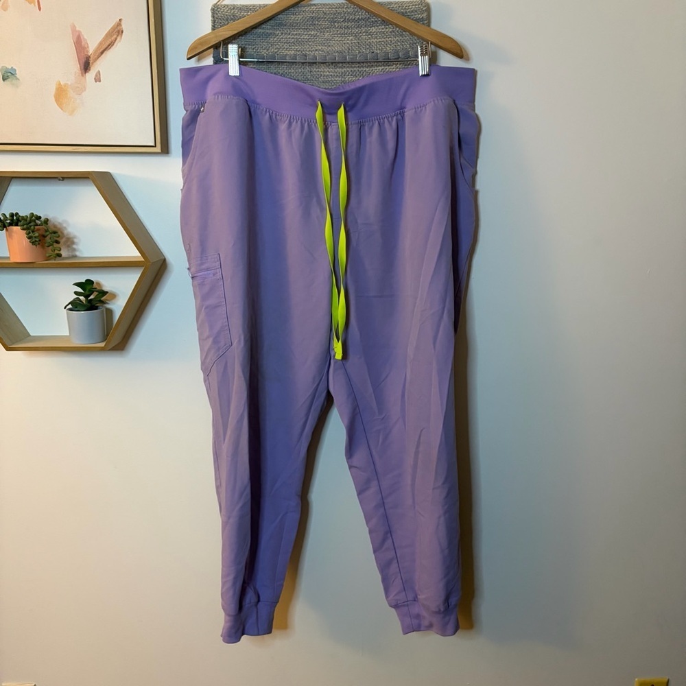 FIGS Women's Zamora High-Waisted Jogger Scrub Pants Lavender Dew 4X